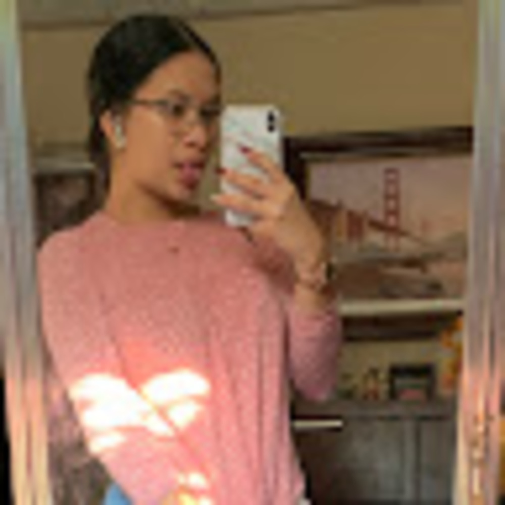 Meet your Posher, Dayana